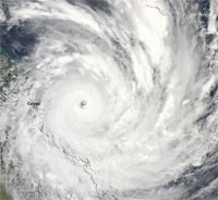 Australie : le cyclone Yasi frappe le nord-est du pays