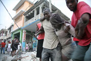 Haïti : un mois après, les besoins humanitaires sont toujours énormes